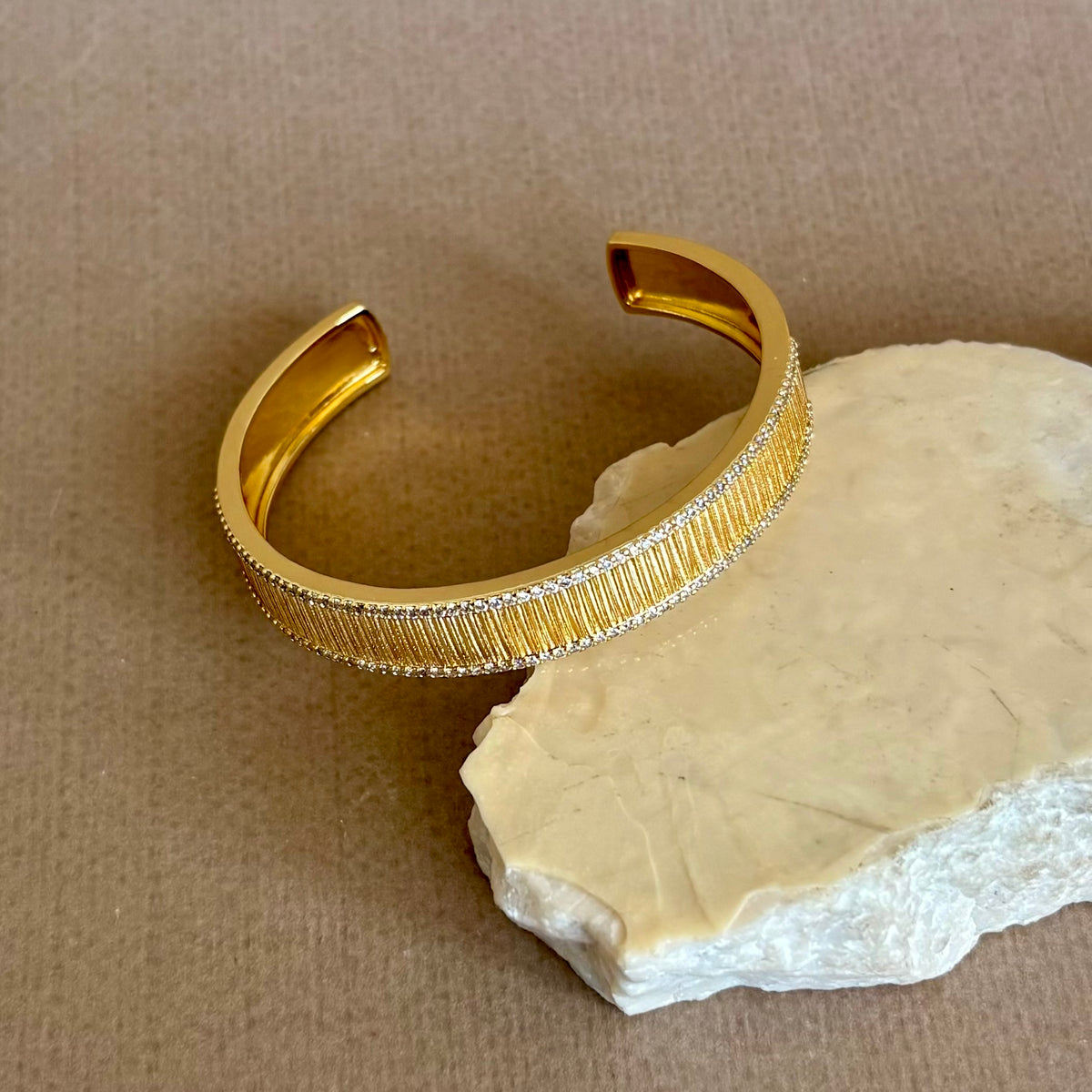 Omira | Gold Plated Bangle