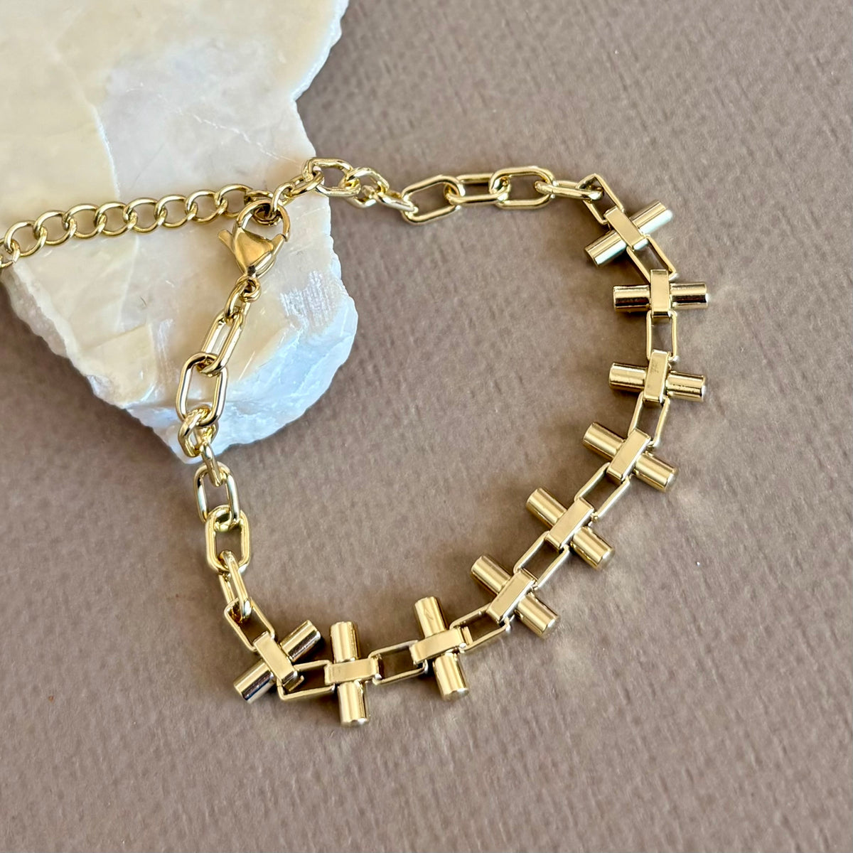 Nexoria 02 | Gold Plated Bracelet