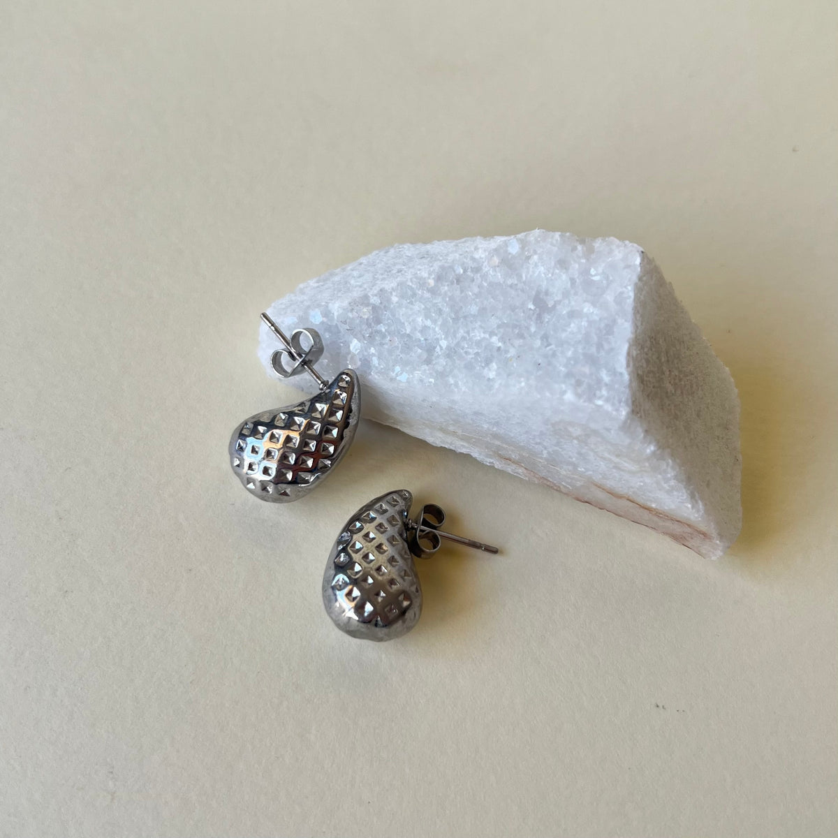 Nairobi White | Gold Plated Earrings