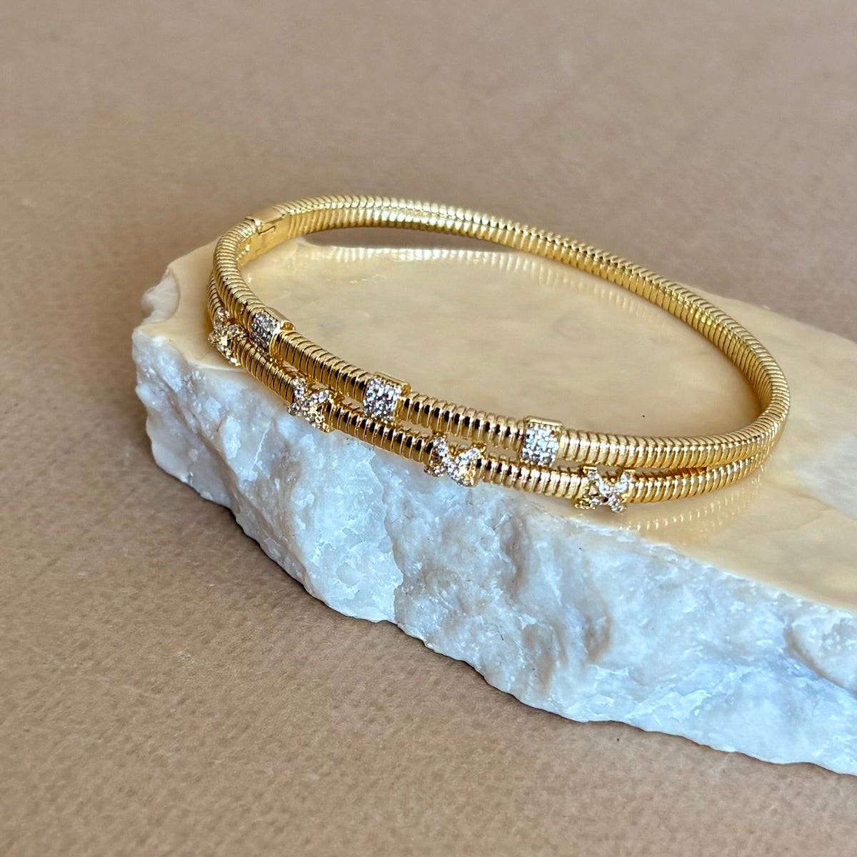 Solennea | Gold Plated Bangle