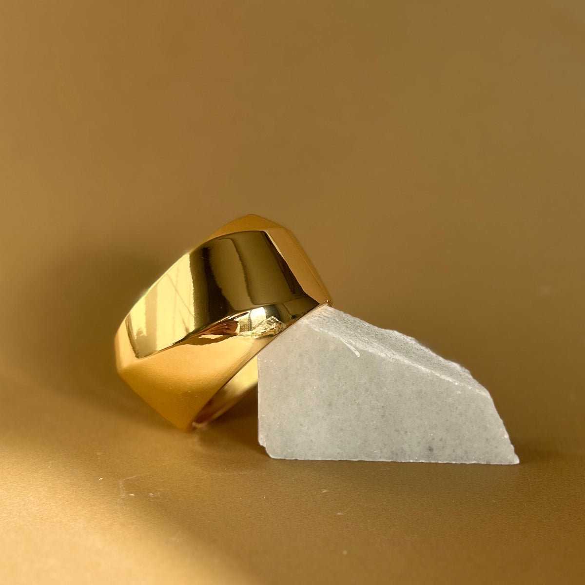 Ondulando 03 | Gold Plated Bangle