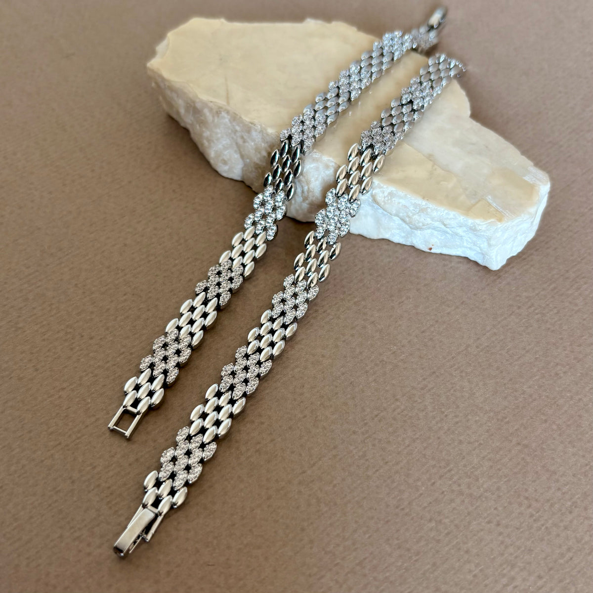 Juvera 02 | White Gold Plated Bracelet