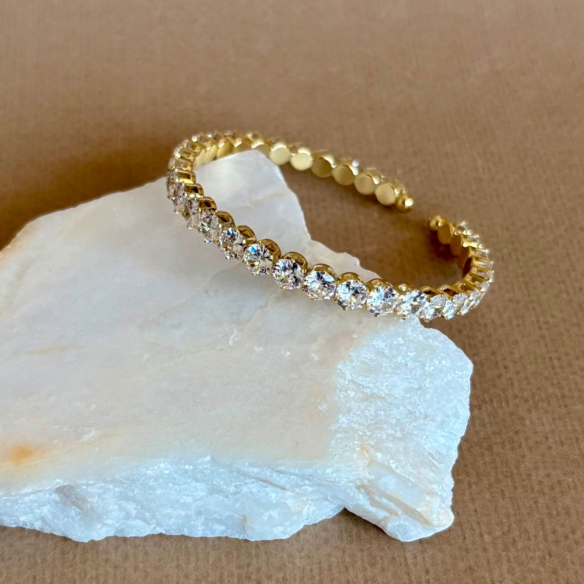 Elnavia | Gold Plated Bangle