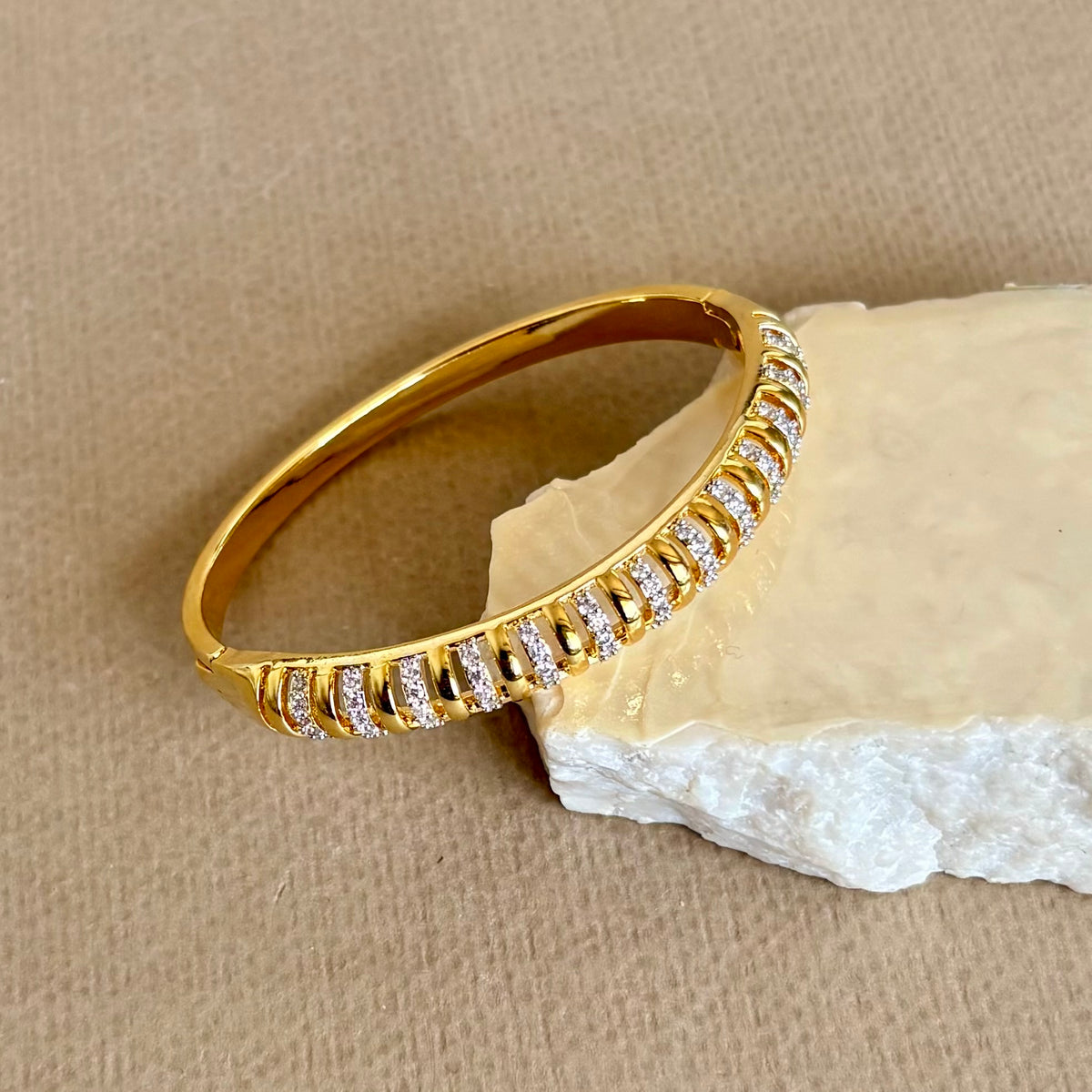 Javinae | Gold Plated Bangle