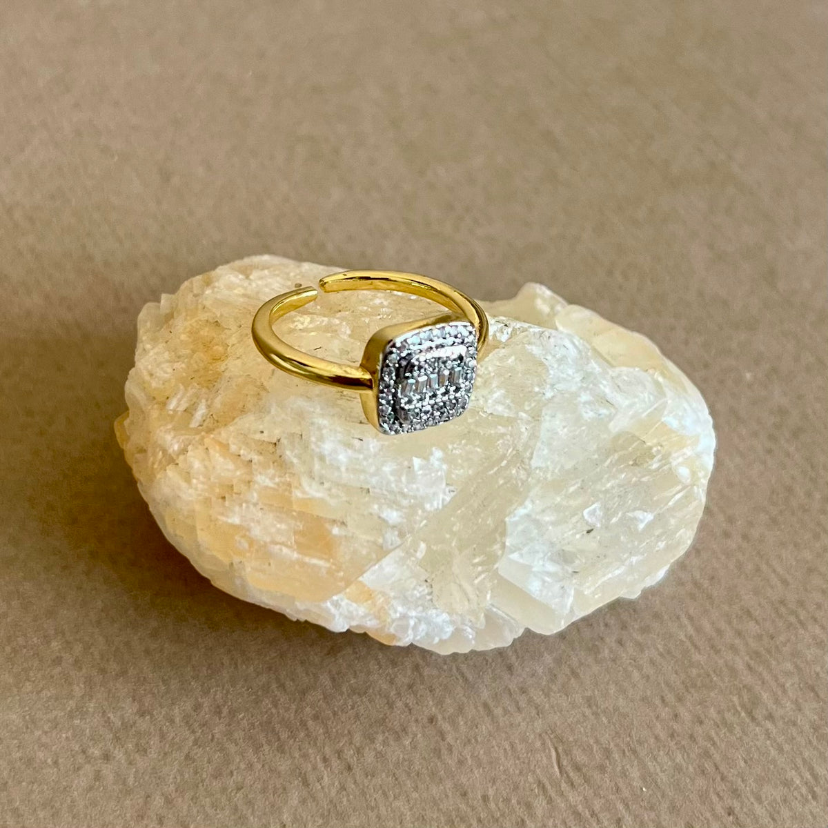 Zenvia 03 | Gold Plated Ring