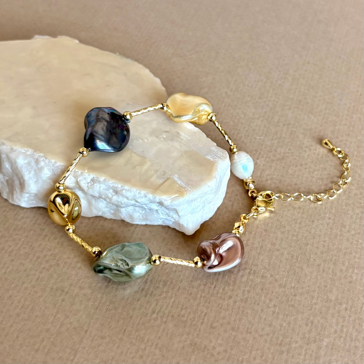 Signature 07 | Natural Pearl Bracelet