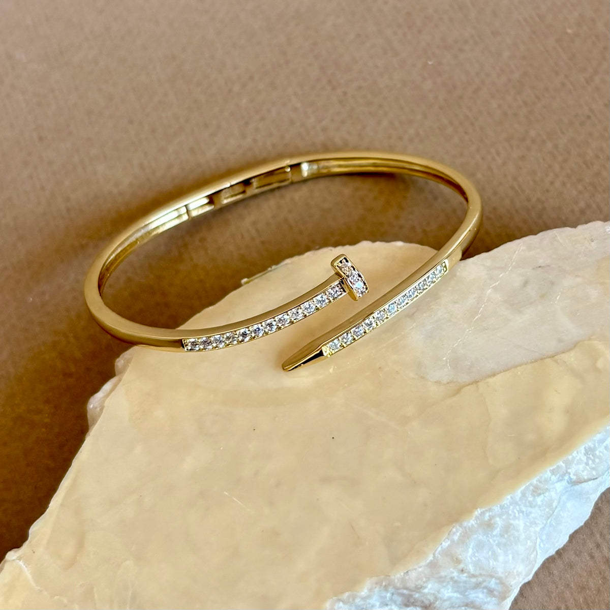 Chyodo 05 | Gold Plated Bangle