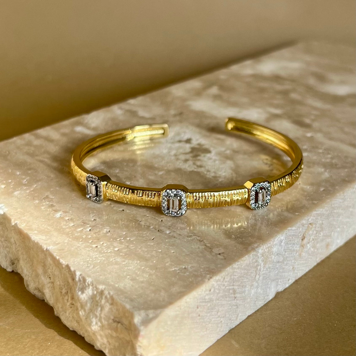 Sola | Gold Plated Bangle