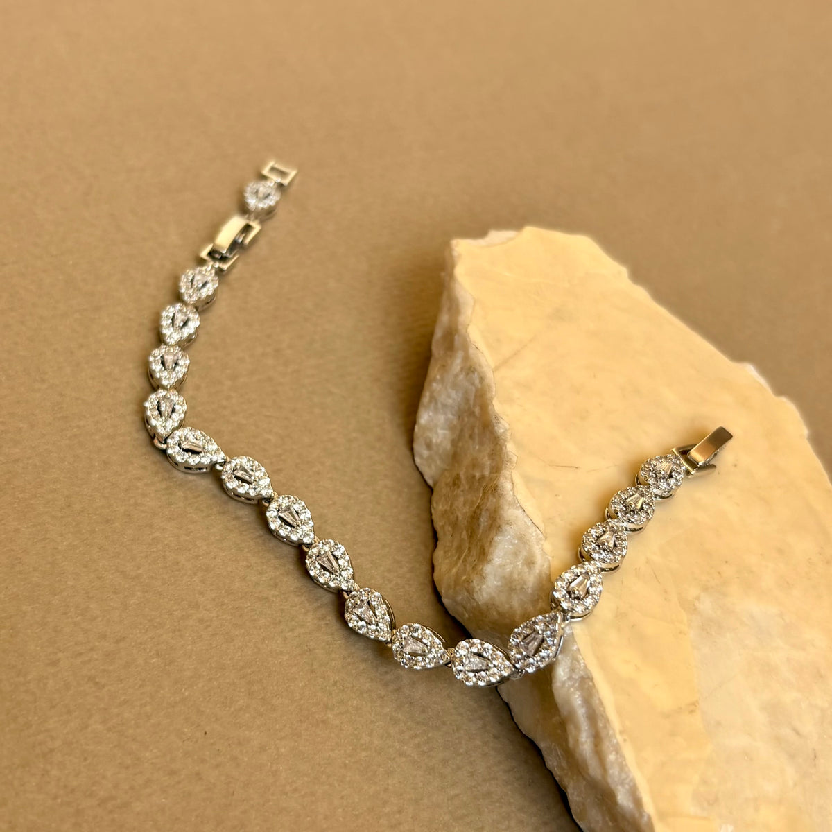 Jorelia | Gold Plated Bracelet