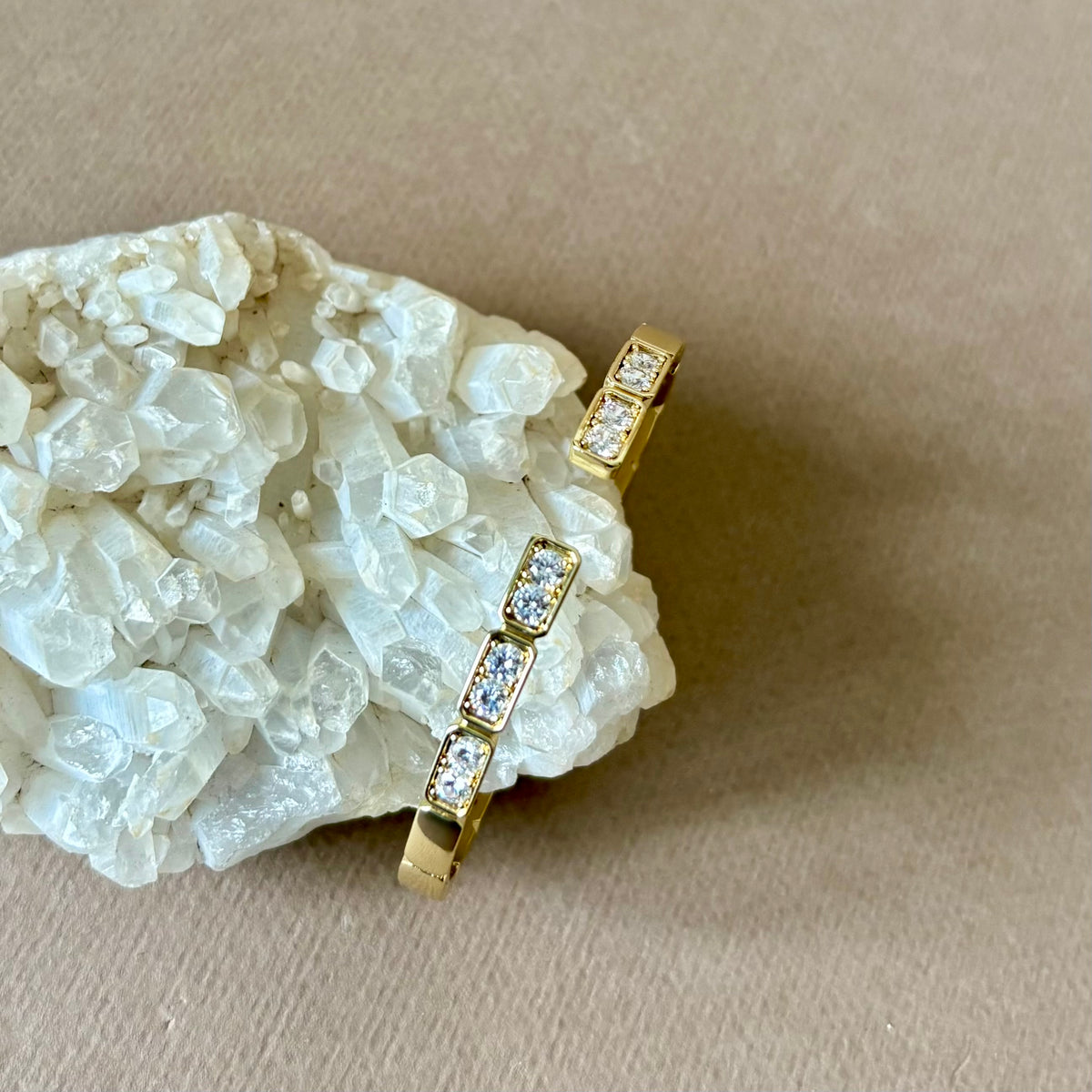 Theline | Gold Plated Bangle