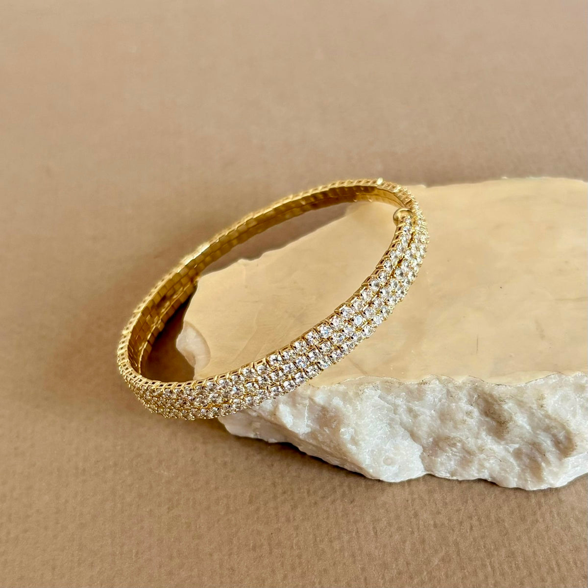 Zorique | Gold Plated Bangle