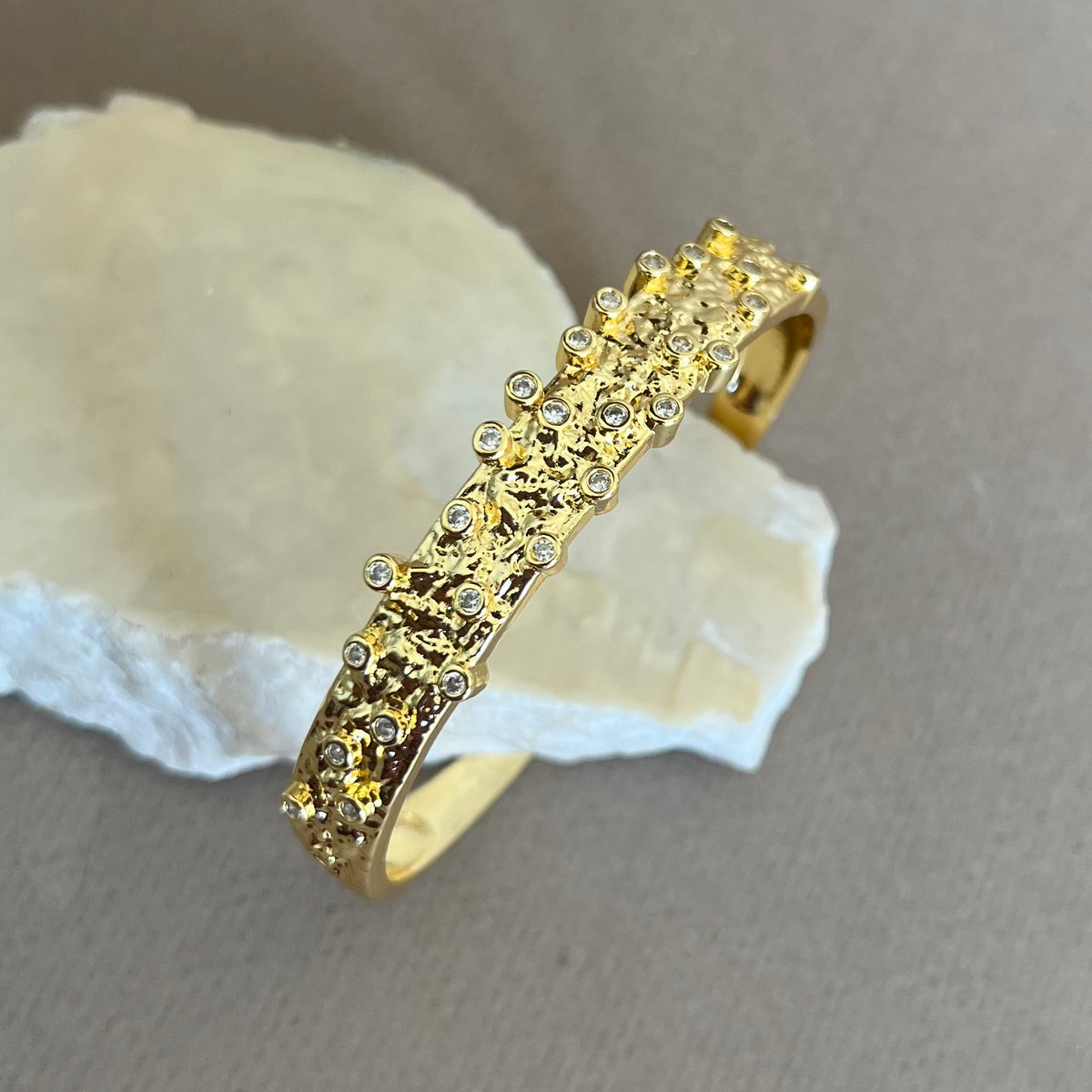 Hora | Gold Plated Bangle