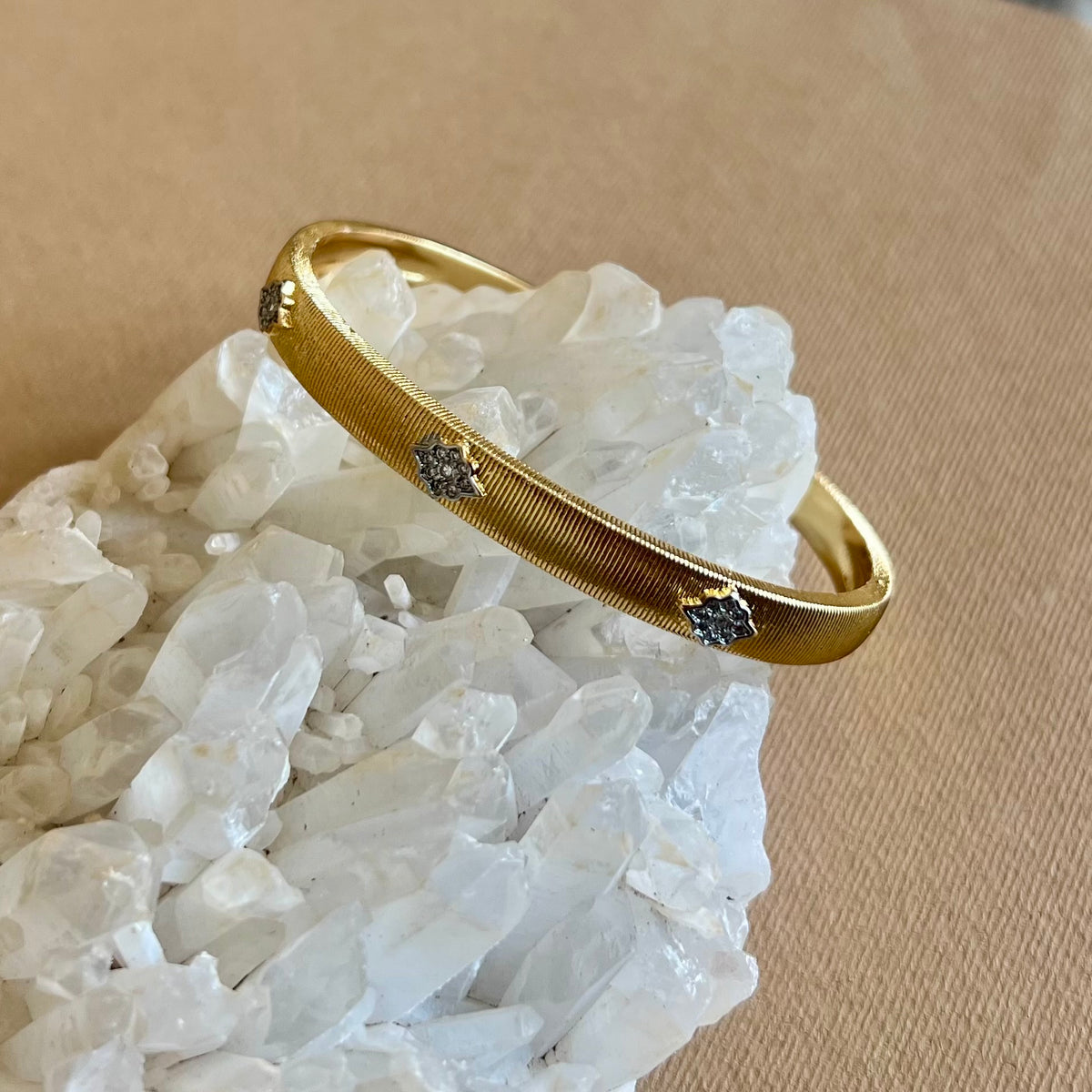 Trovina | Gold Plated Bangle