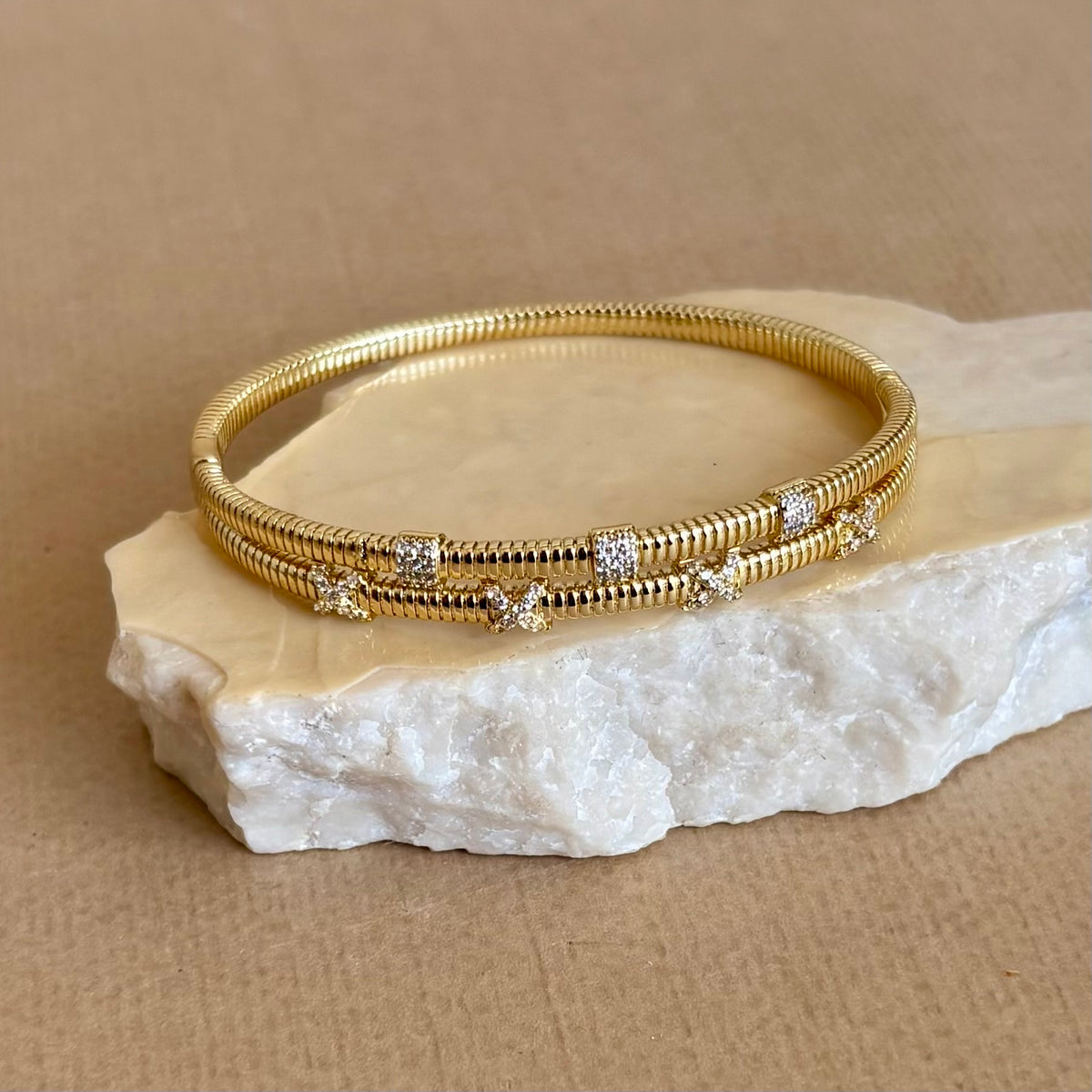 Solennea | Gold Plated Bangle
