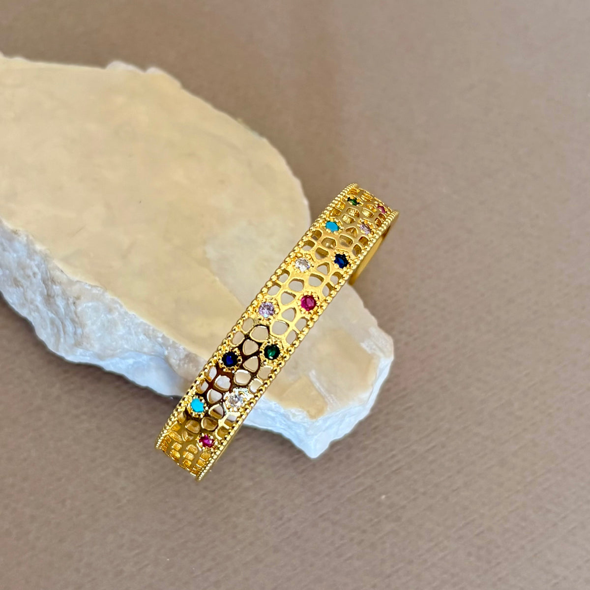 Vionne | Gold Plated Bangle