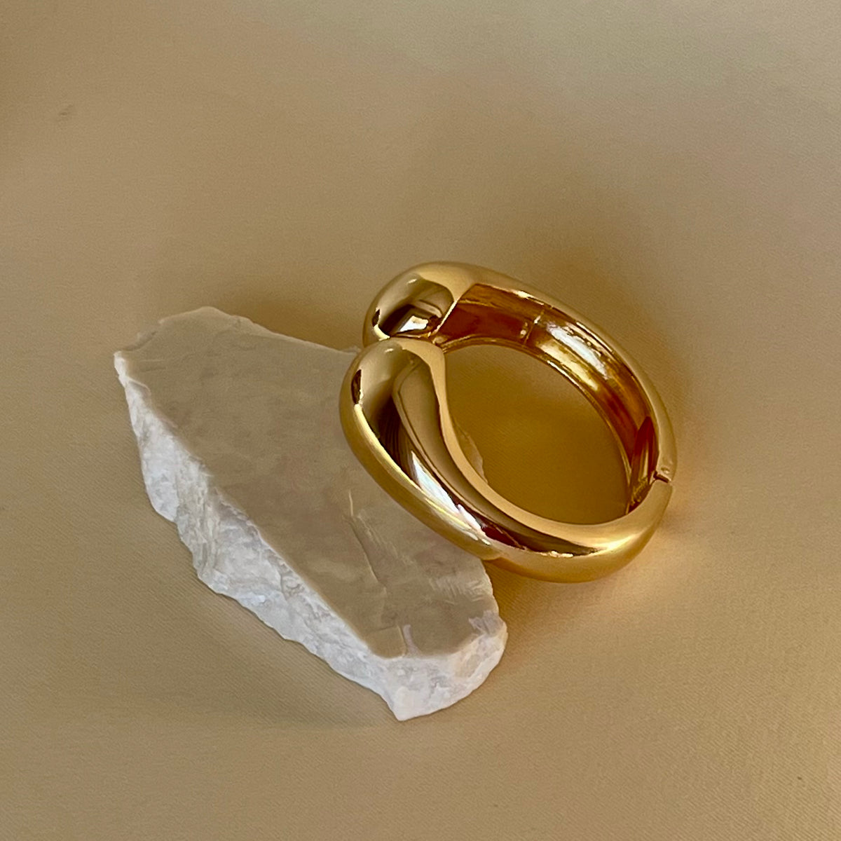 Ondulando 07 | Gold Plated Bangle