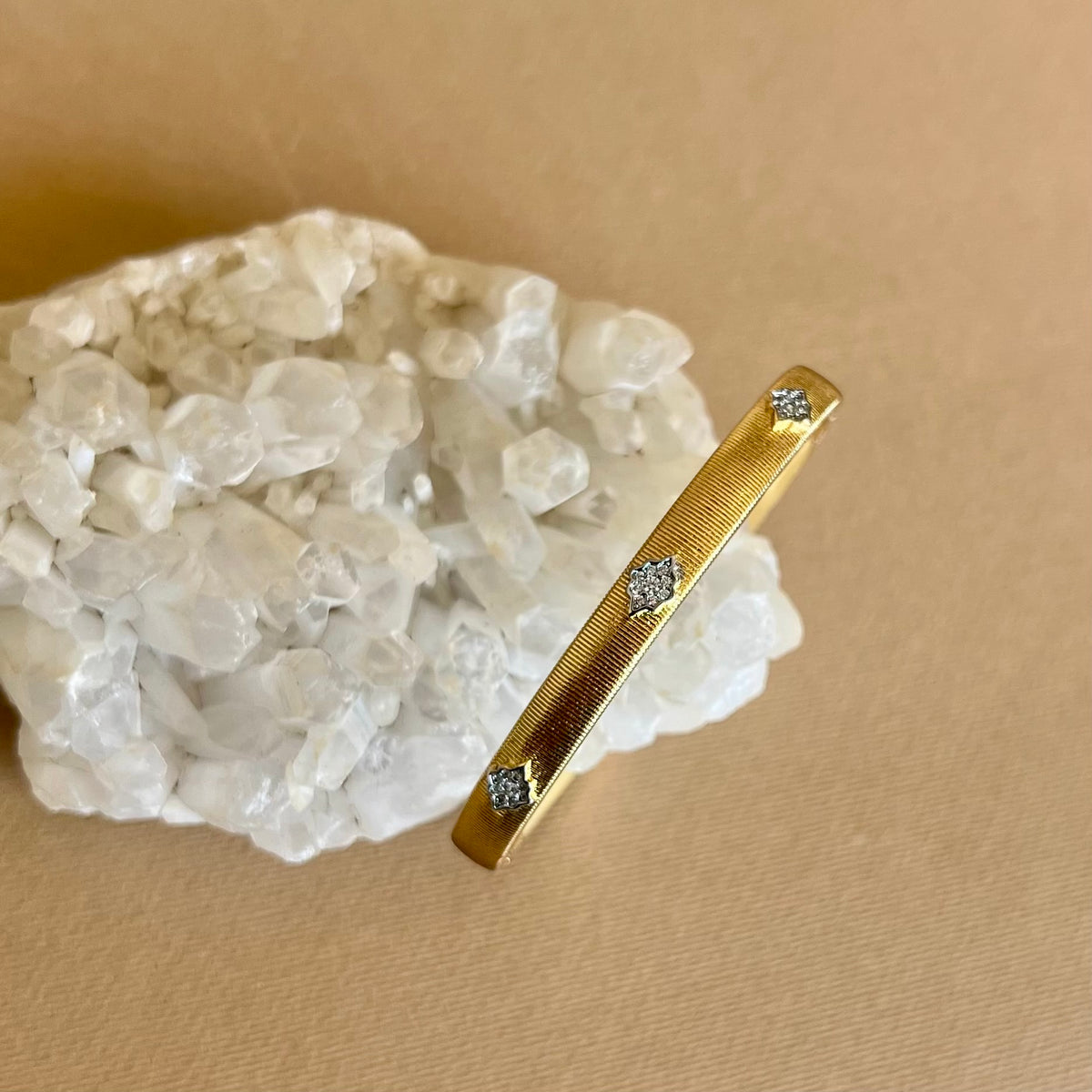 Trovina | Gold Plated Bangle