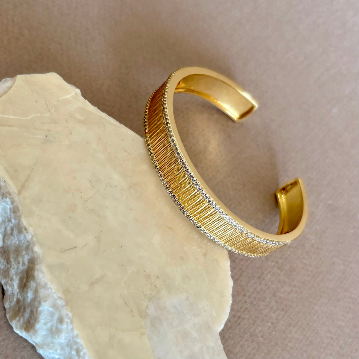 Omira | Gold Plated Bangle