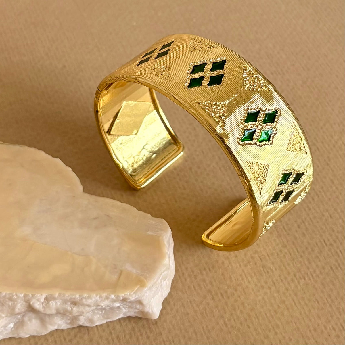 Emerald | Gold Plated bangle