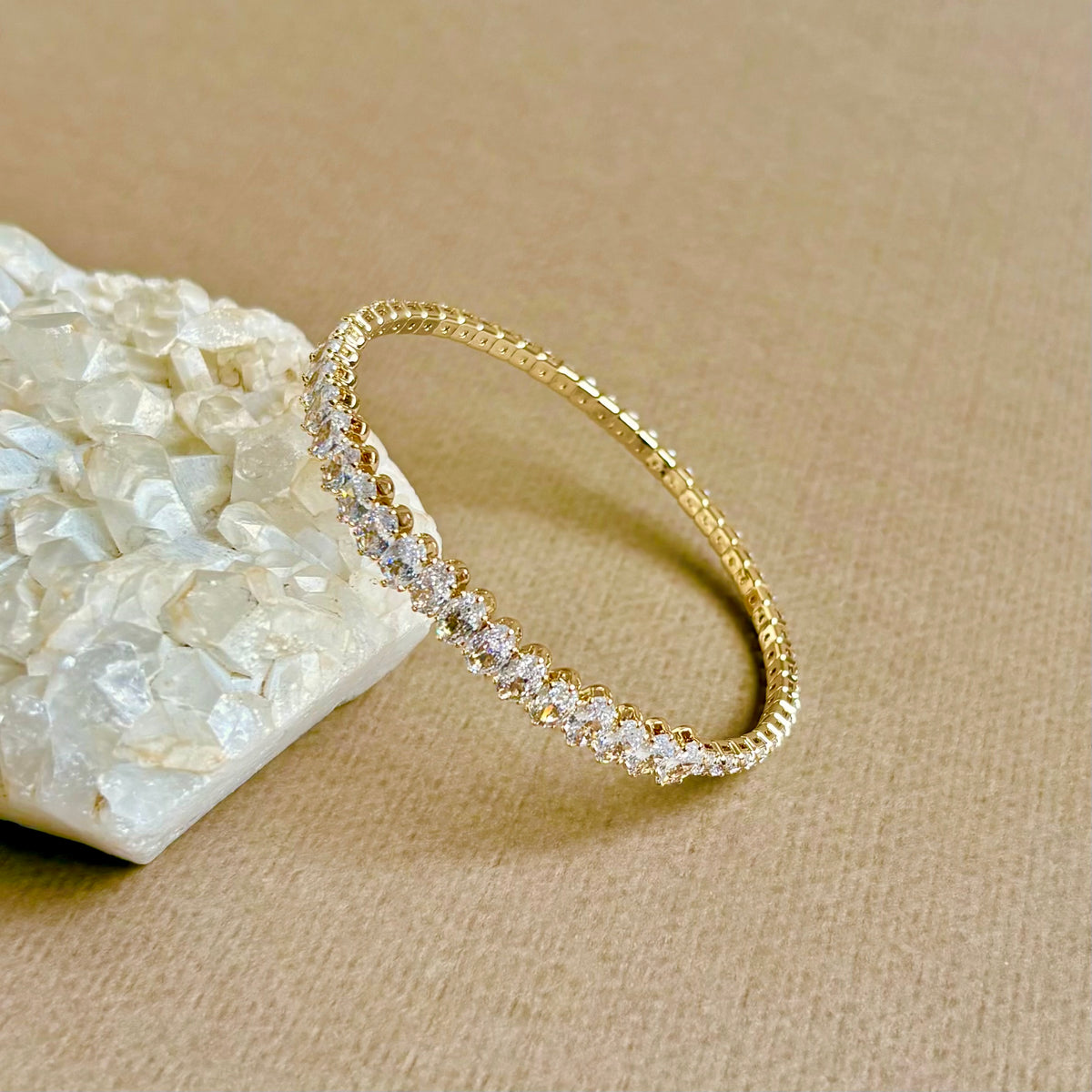 Belora | Gold Plated Bangle