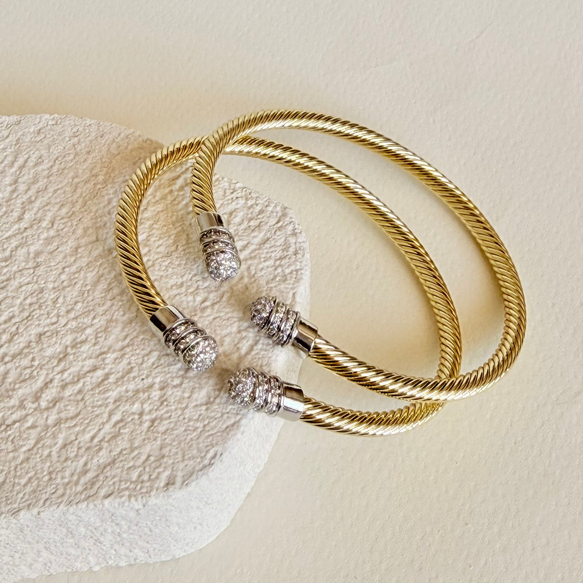 Peloriah | Gold Plated Bangle