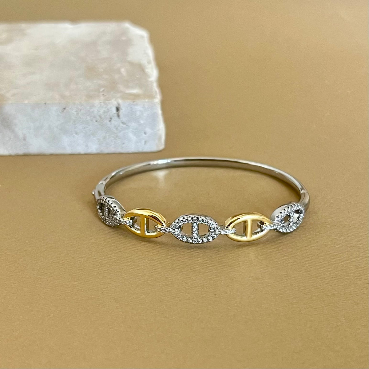 Viola | Gold Plated Bangle