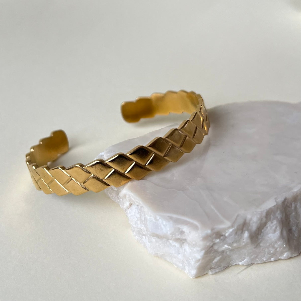 Sphere 02 | Stainless Steel Bangle