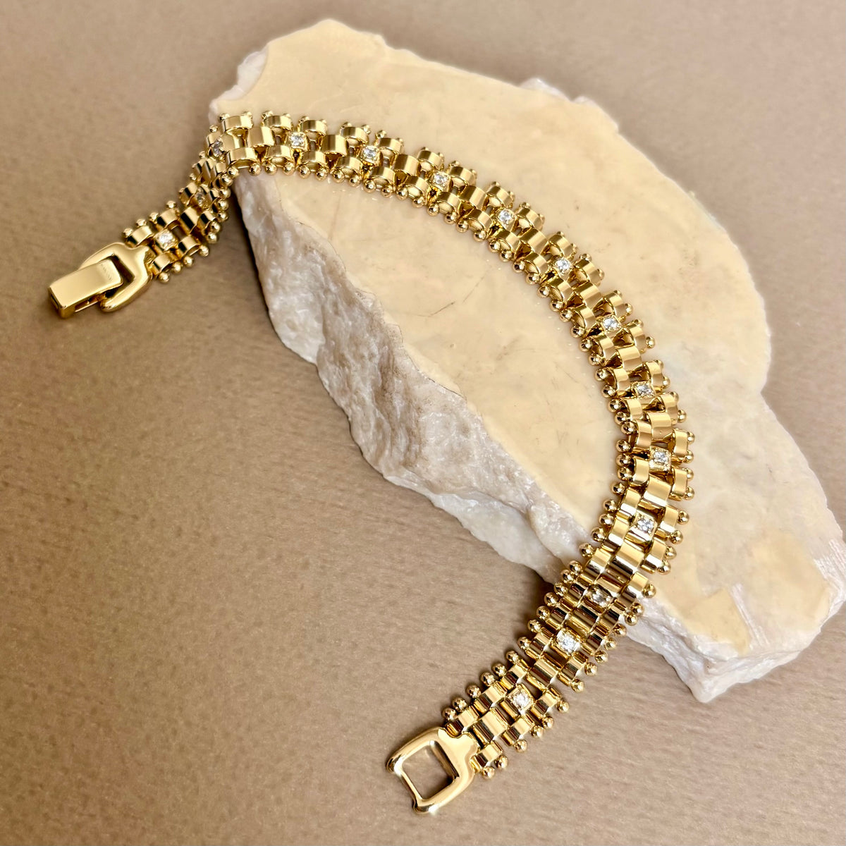 Nuvell 02 | Gold Plated Bracelet