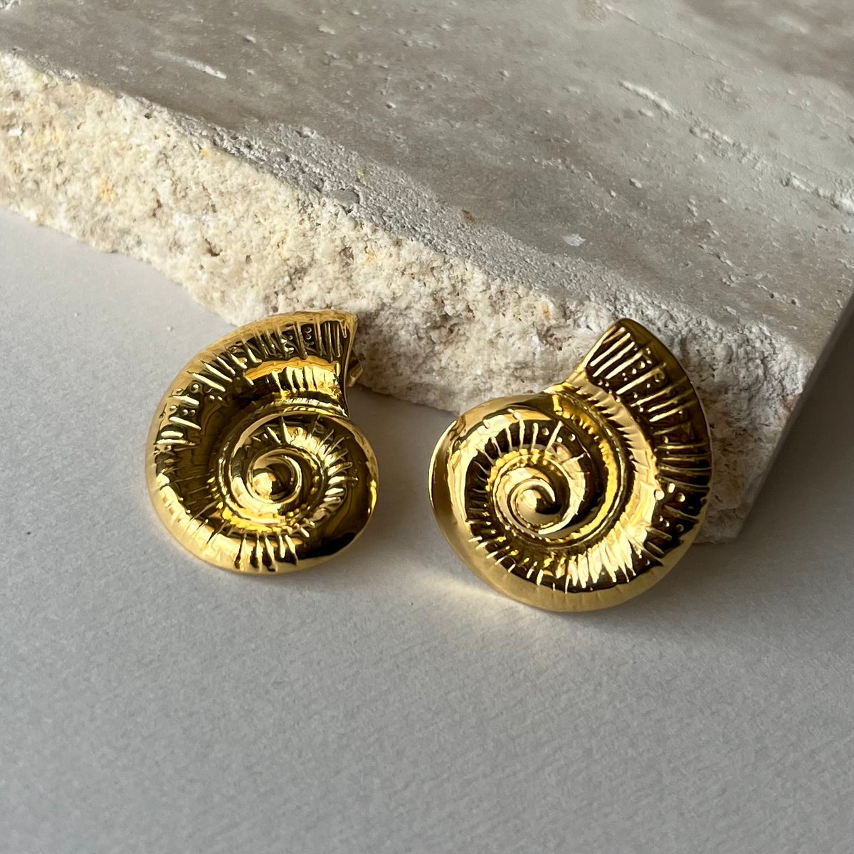 Shell | Gold Plated Earrings