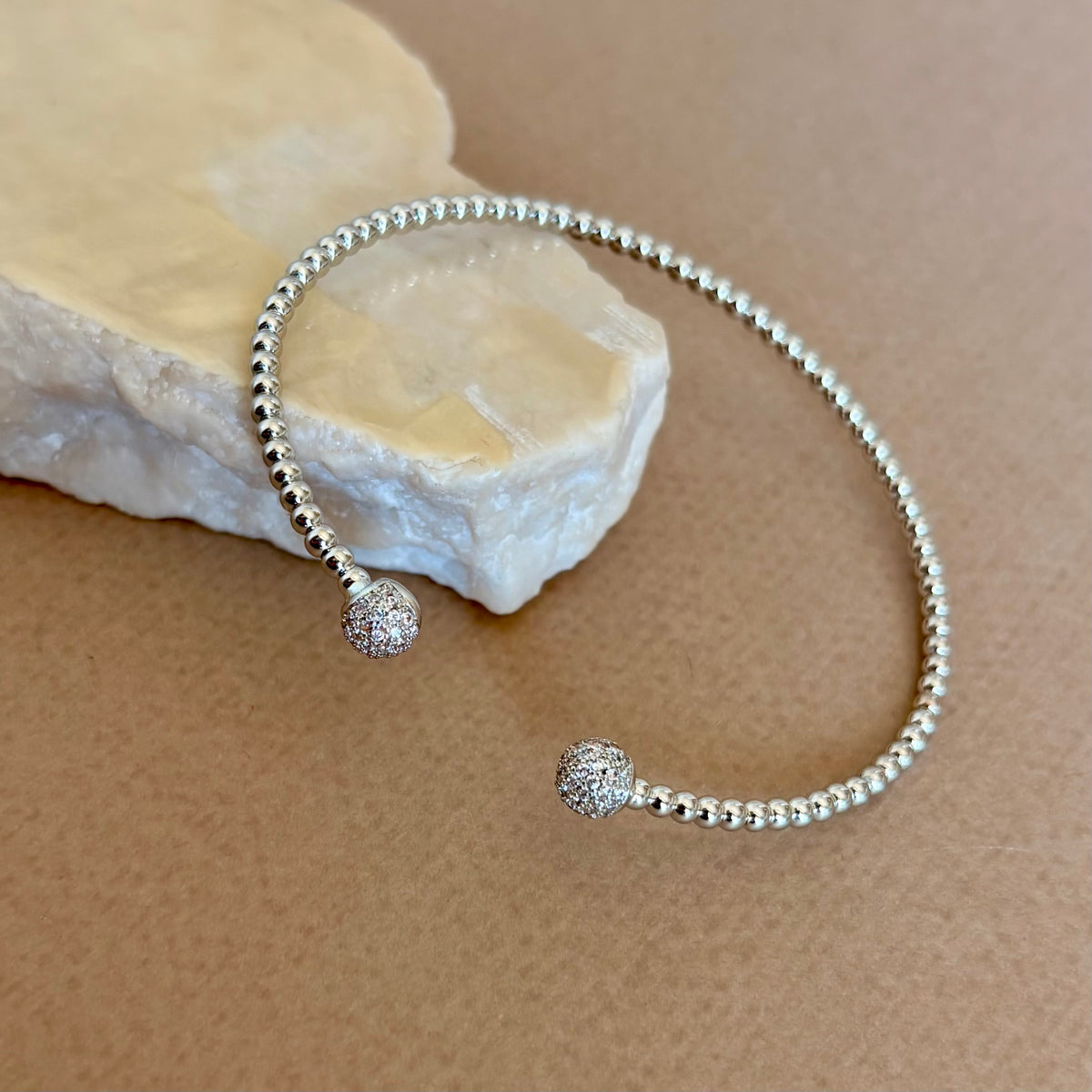 Zorellia 02 | White Gold Plated Bangle