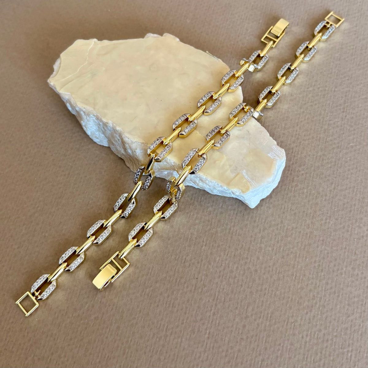 Onyx 17 | Gold Plated Bracelet