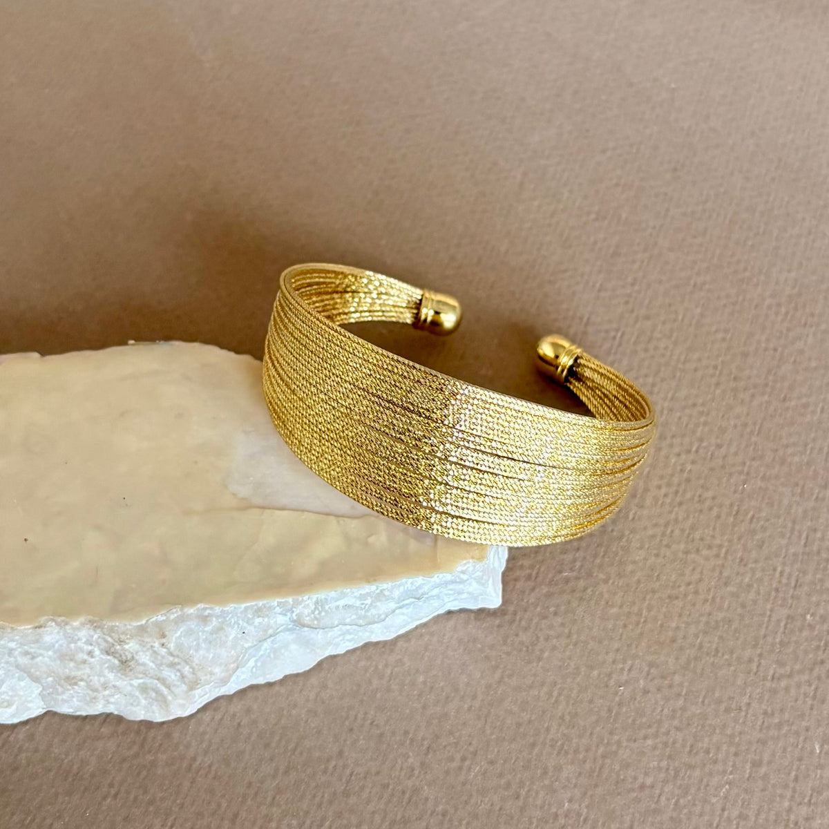 Verouna | Gold Plated Bangle