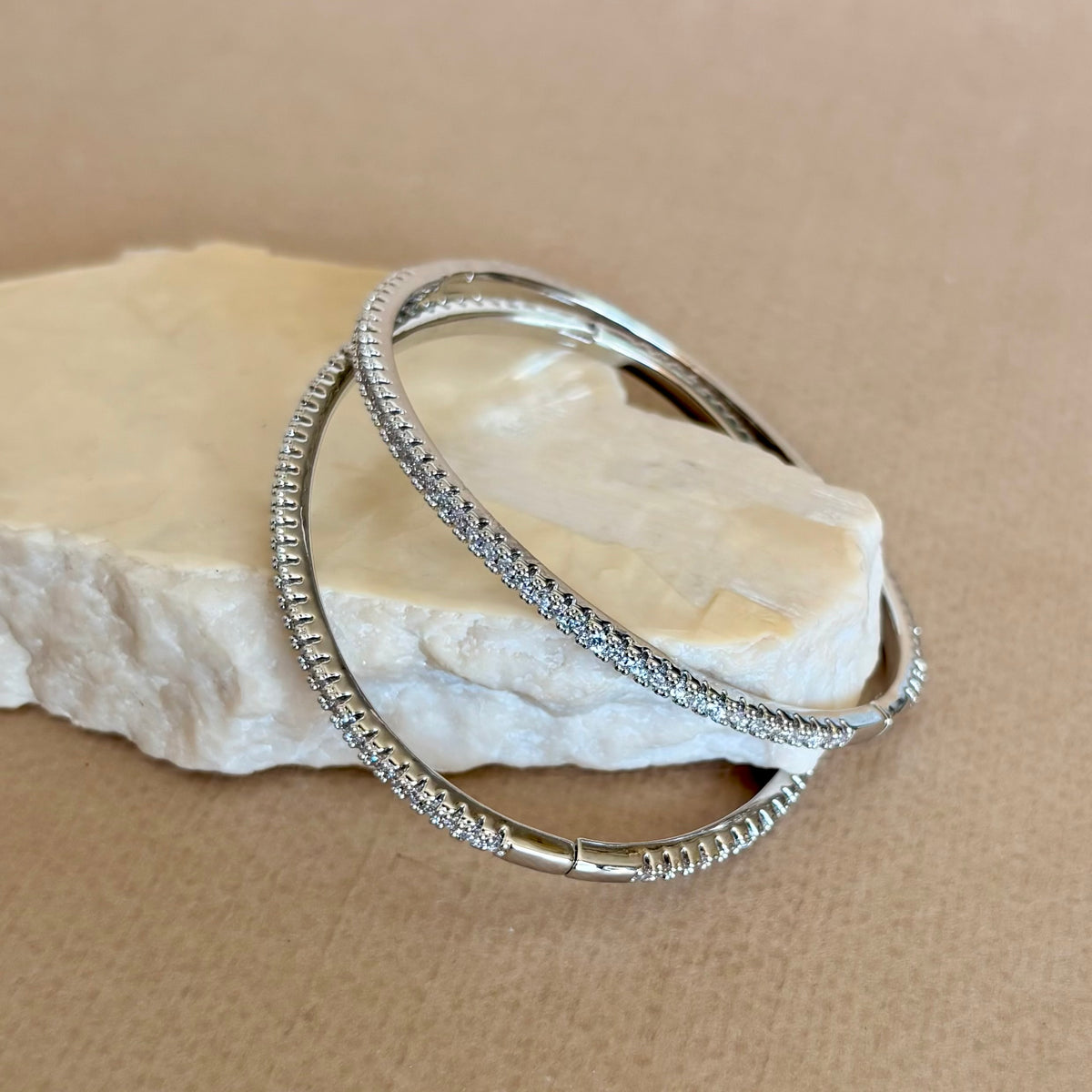 Jox | White Gold Plated Bangle