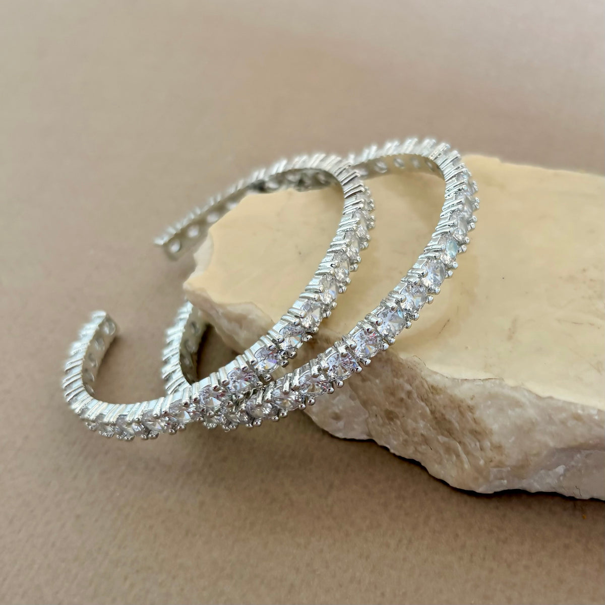 Essence 04 | White Gold Plated Bangle