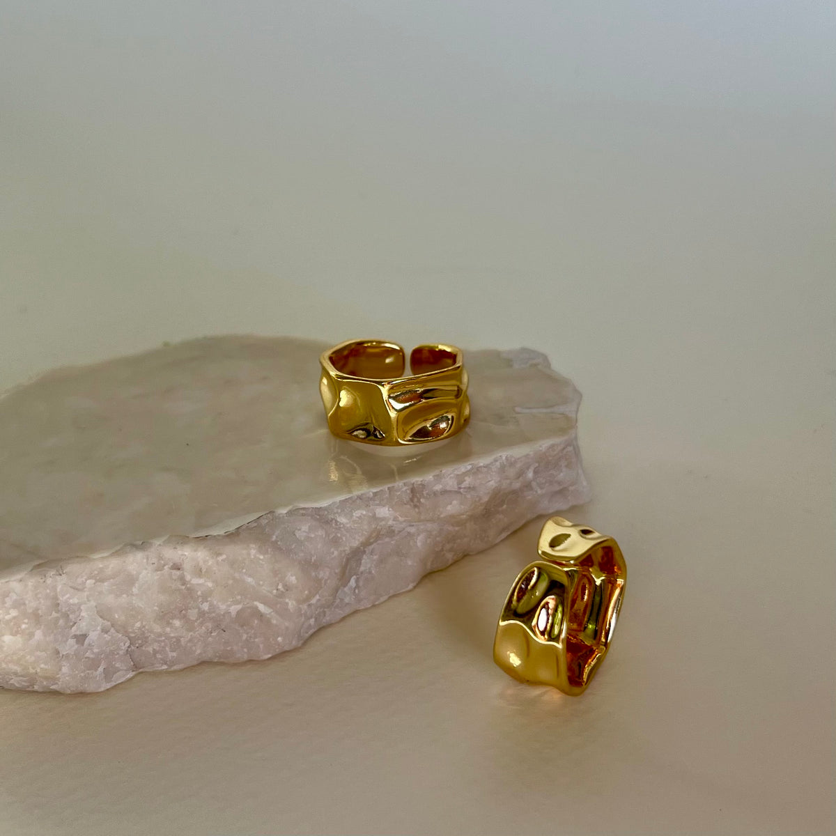 Quenzy | Gold Plated Ring