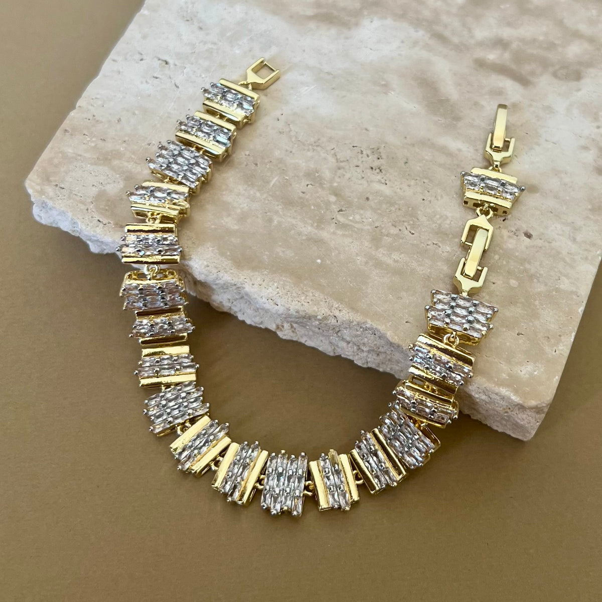 Onyx 06 | Gold Plated Bracelet