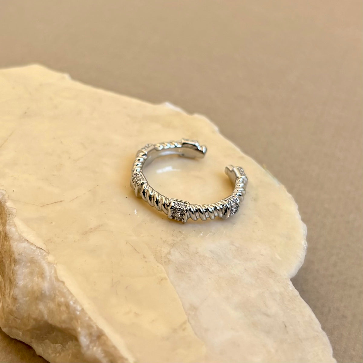 Jatrel | White Gold Plated Ring