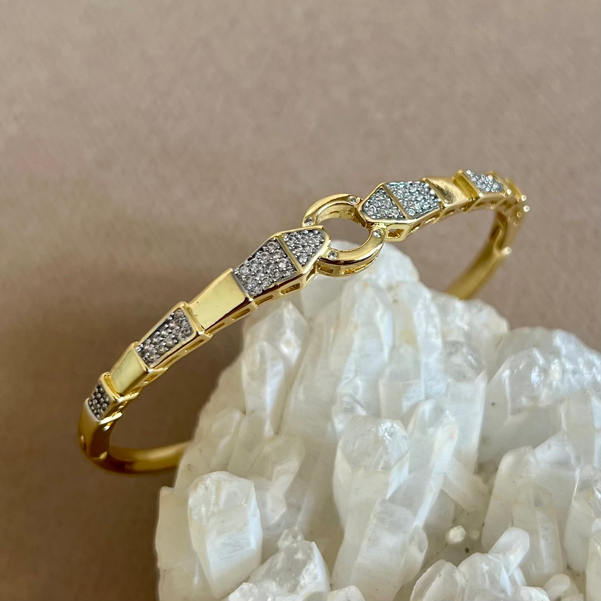 Accura | Gold Plated Bangle
