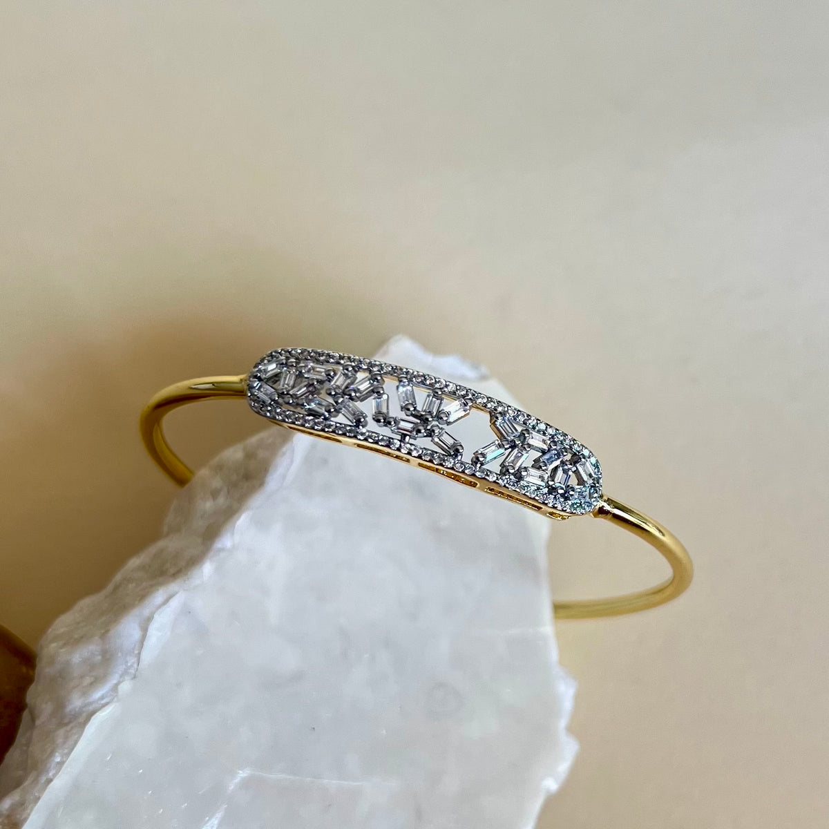 Guillochè | Gold Plated Bangle