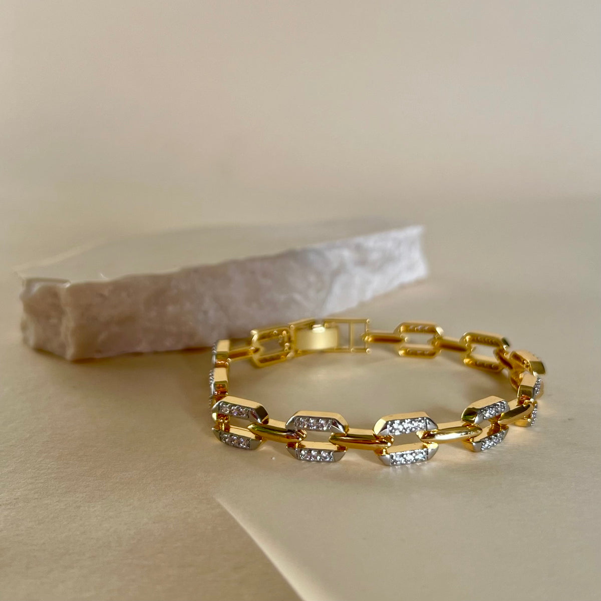 Orié | Gold Plated Bracelet
