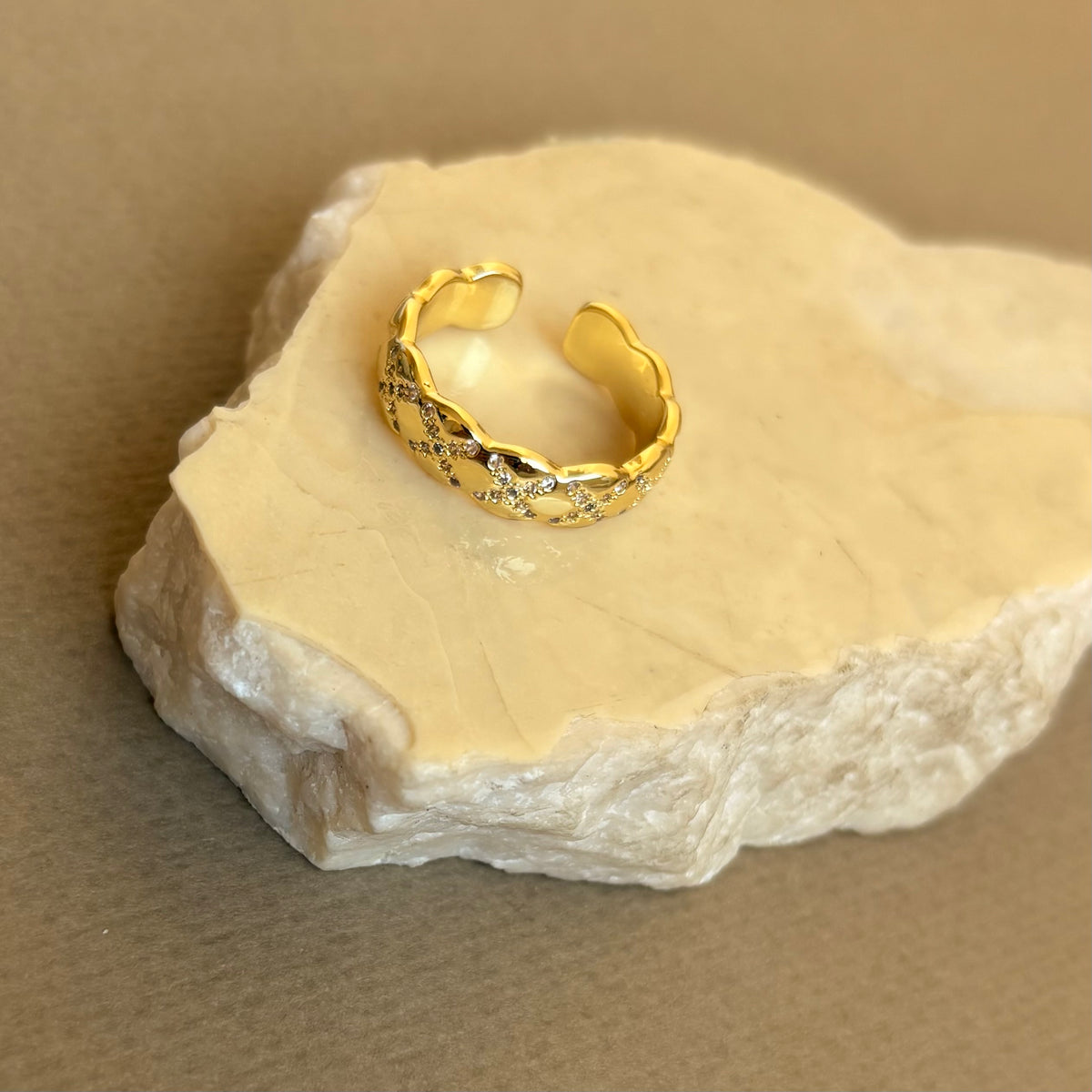 Belvin | Gold Plated Ring