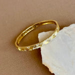 Lumeon | Gold Plated Bangle