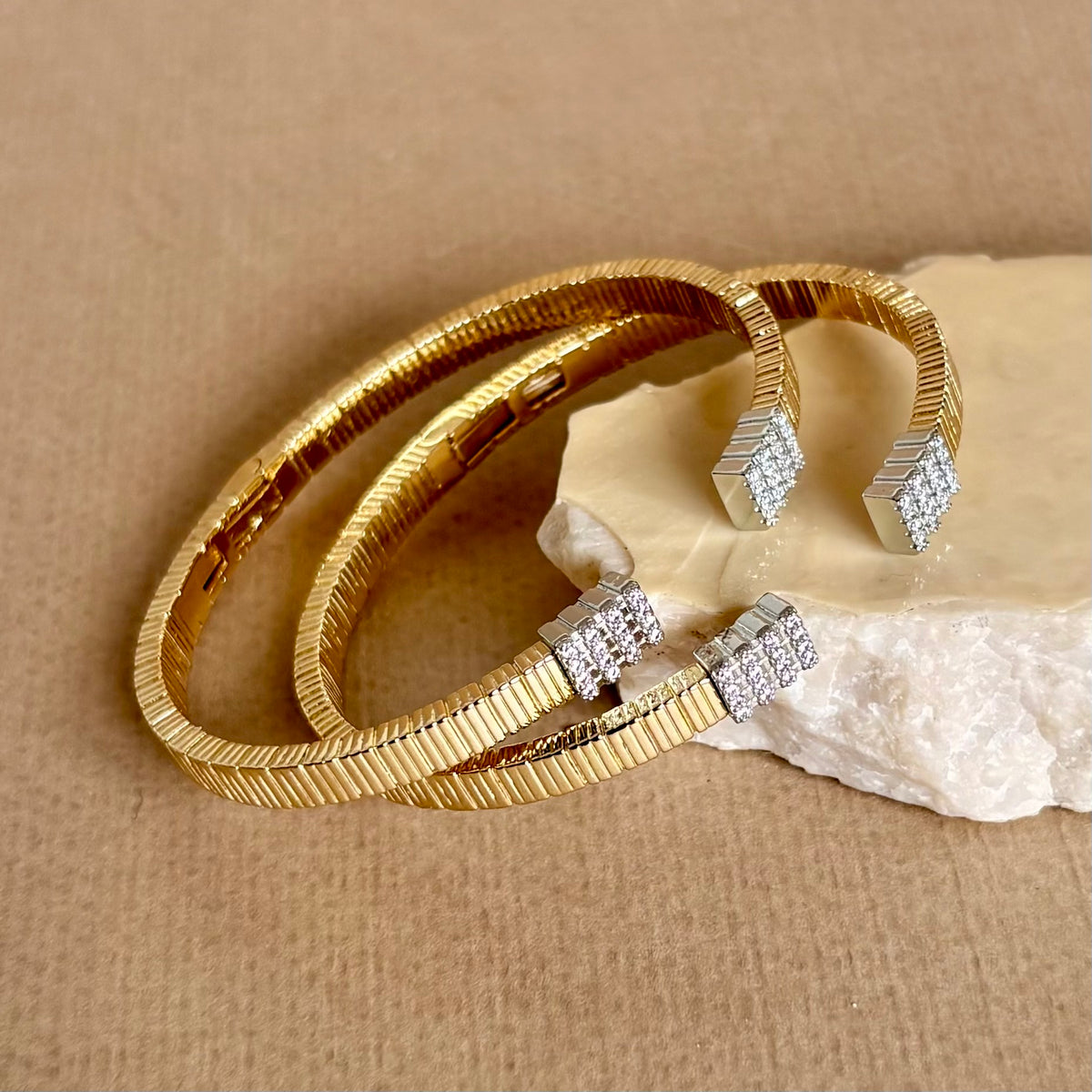 Elorine | Gold Plated Bangle