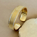 Lumévia | Gold Plated Bangle