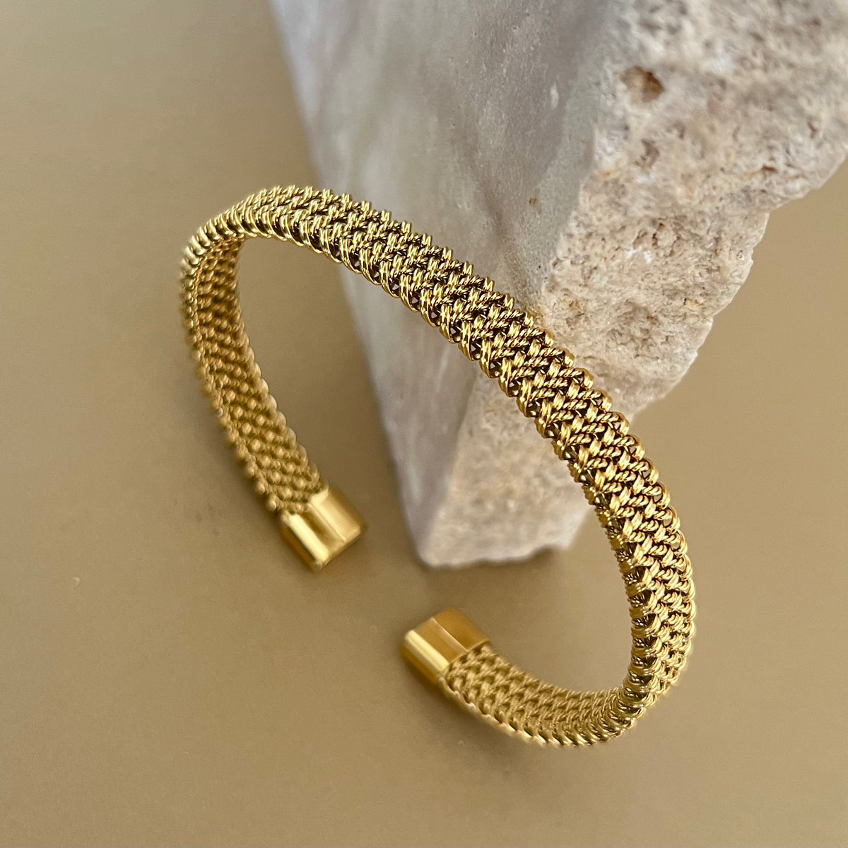 Shimmer 02 | Gold Plated Bangle