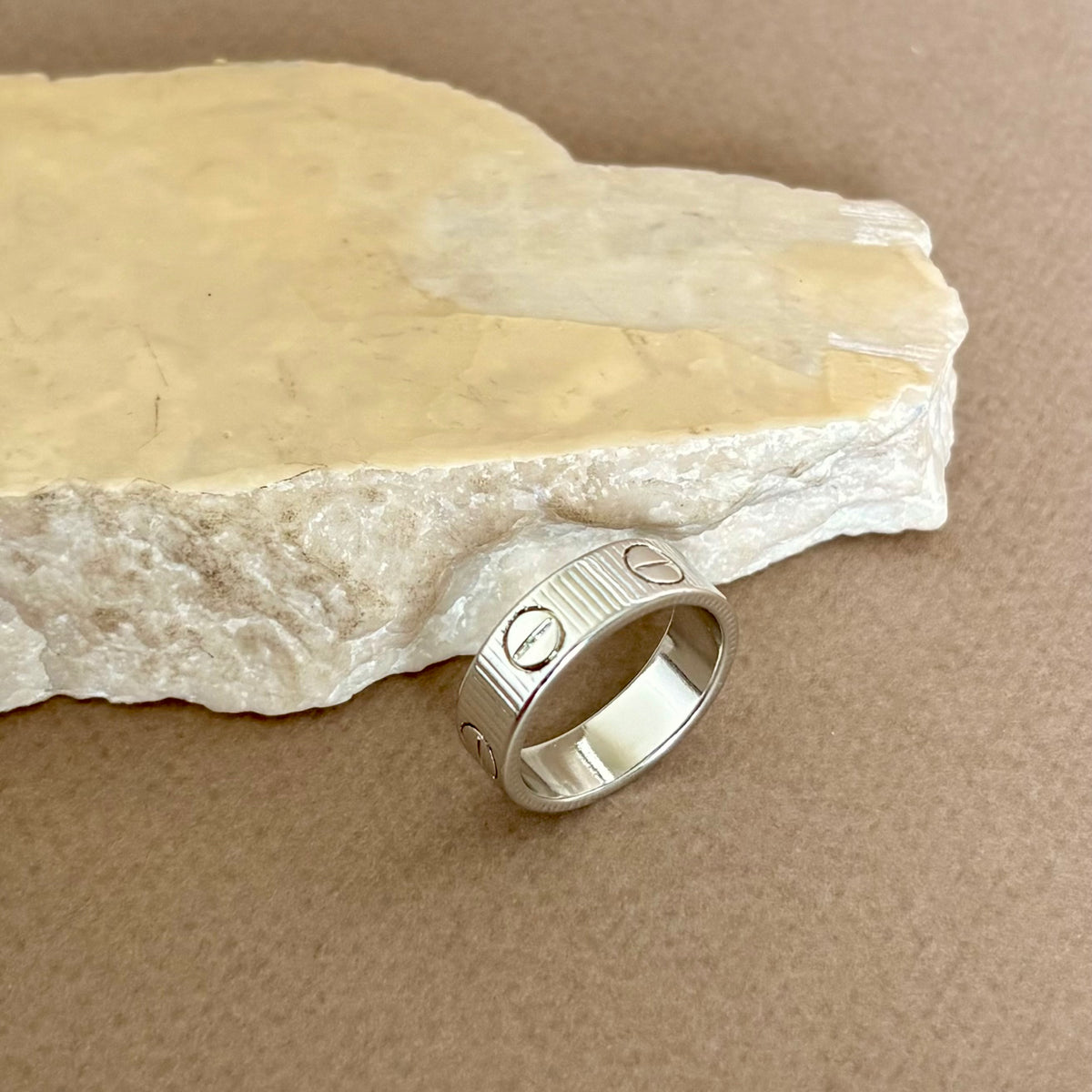 Blinky 03 | White Gold Plated Ring