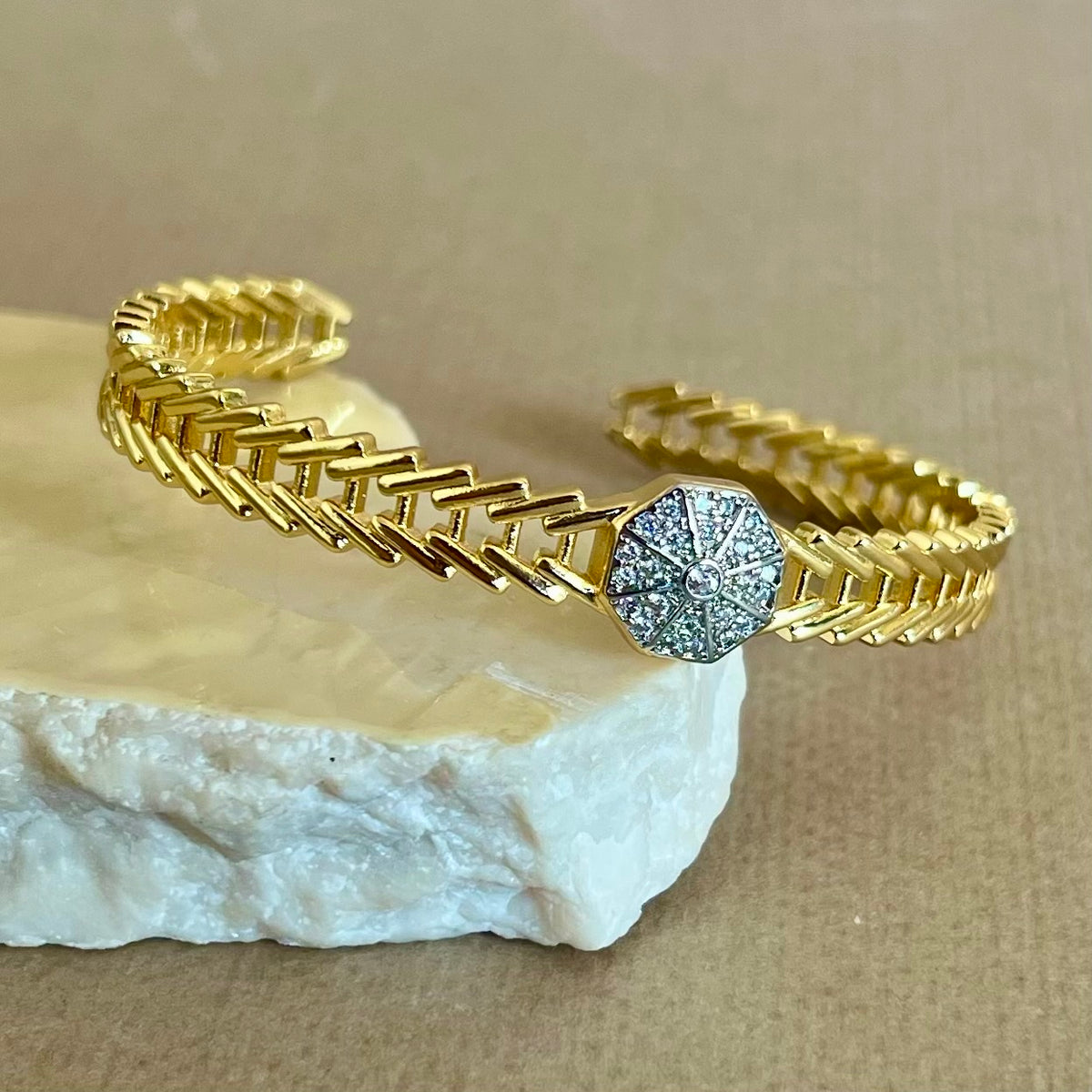 Tetra | Gold Plated Bangle