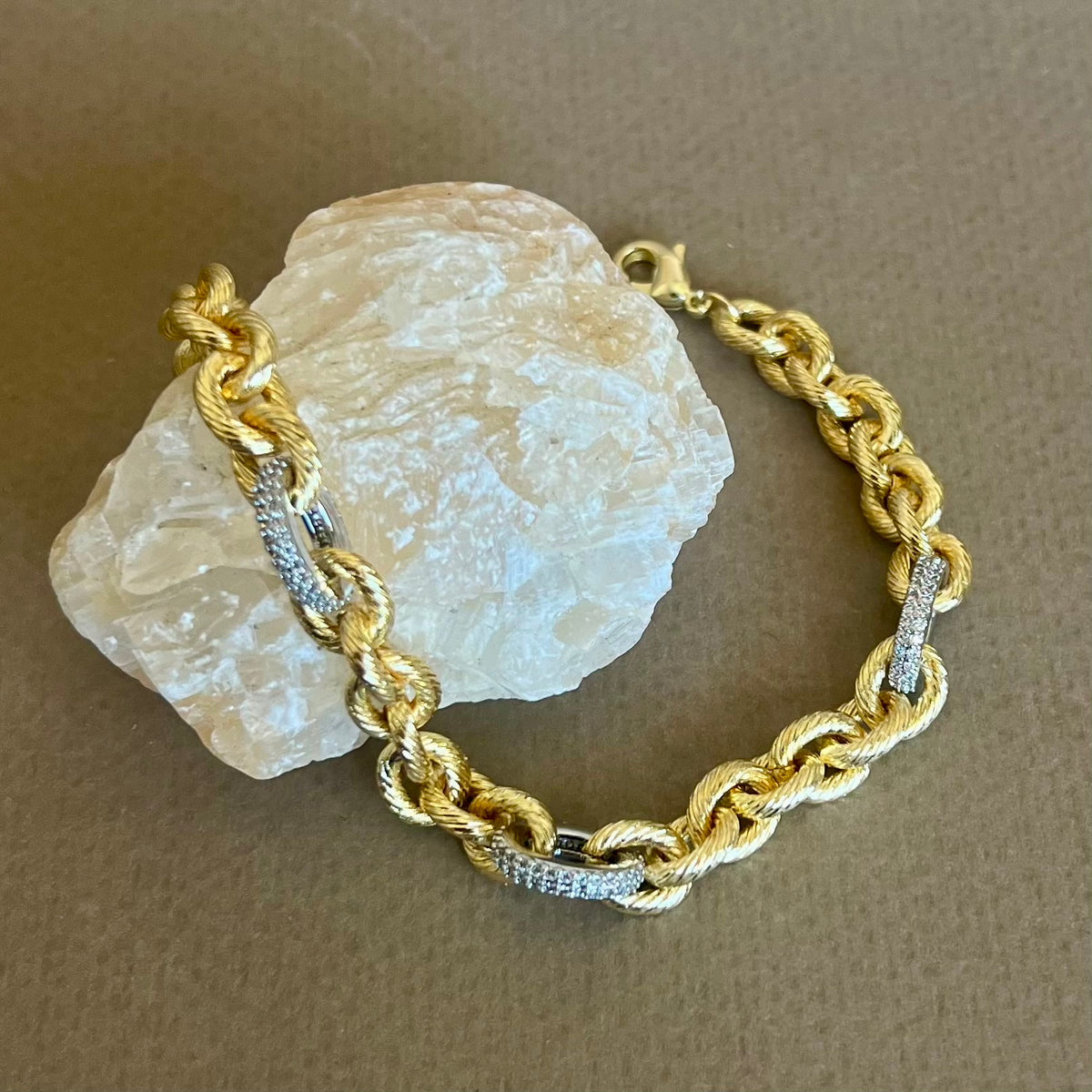 Triumph 02 | Gold Plated Bracelet