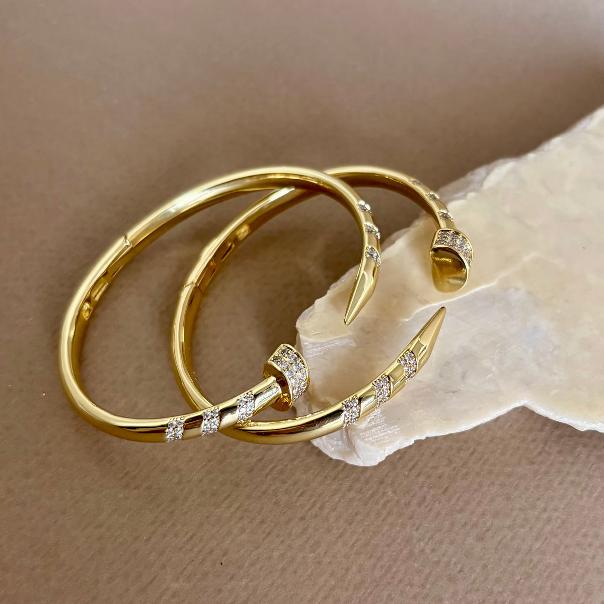 Crystal Chyodo 03 | Gold Plated Bangle