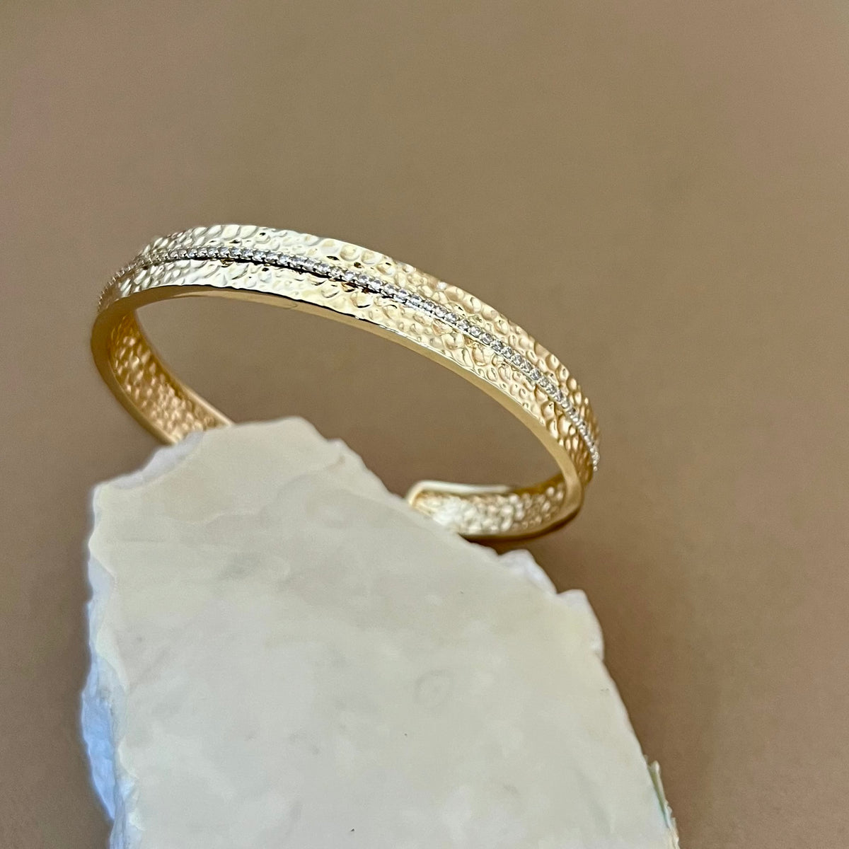 Zyra | Gold Plated Bangle